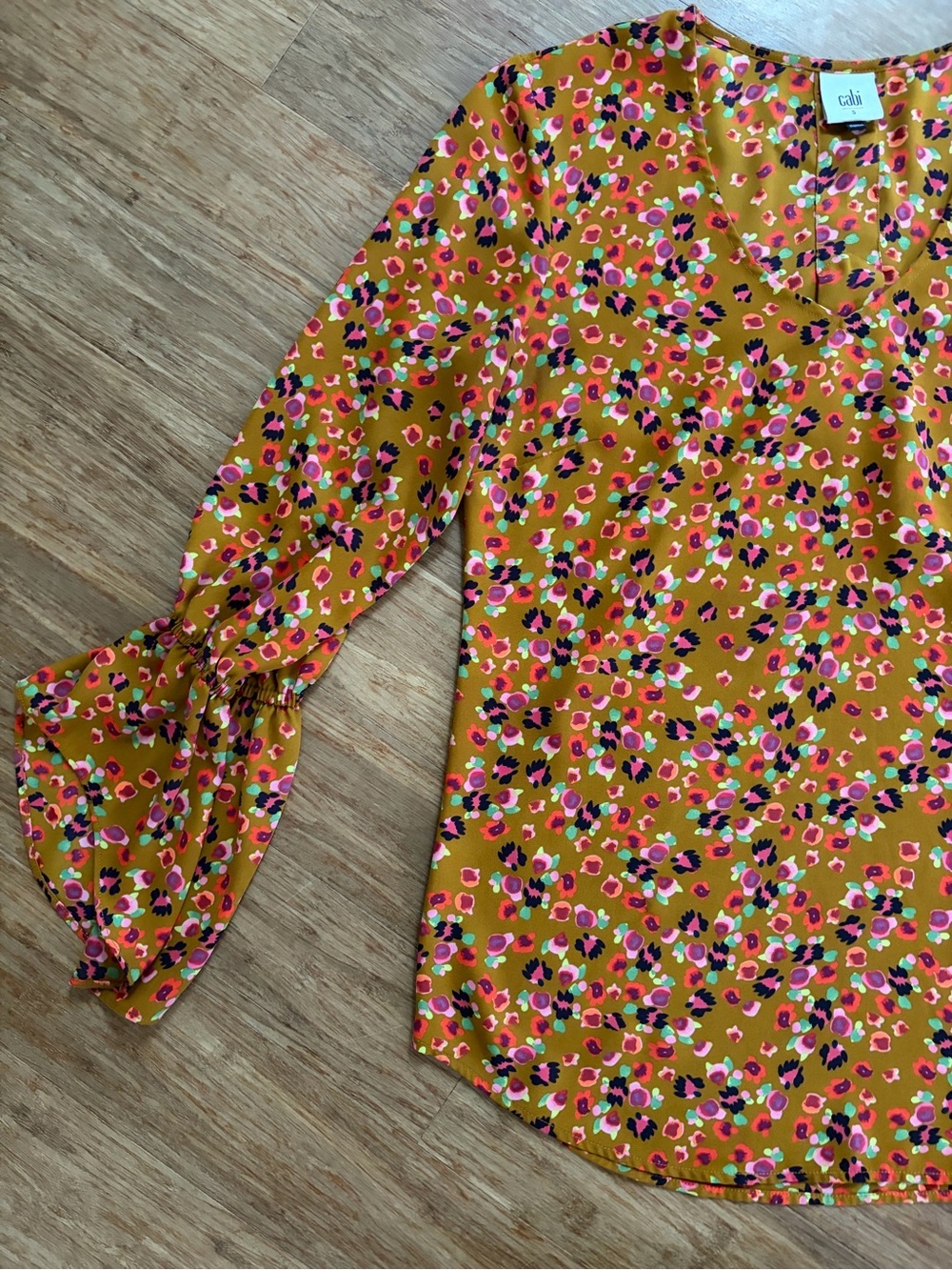 Cabi Burnished Blouse, sz S - Picture 5 of 5